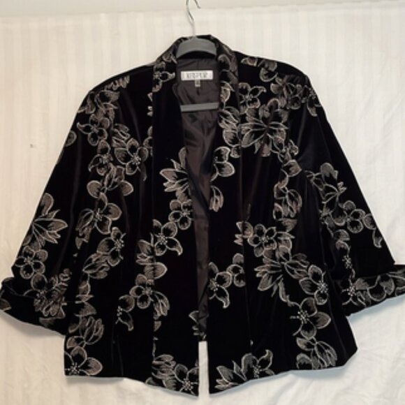 Kasper Black and Gold Floral Velvet Jacket 18 - Picture 1 of 4
